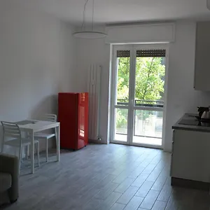  Apartment Fiera City -