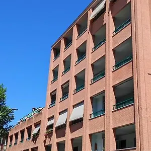 Appartement 6 A Casa, Milan